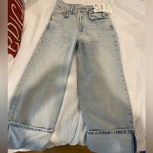 ZARA mid rise jeans. Size 2